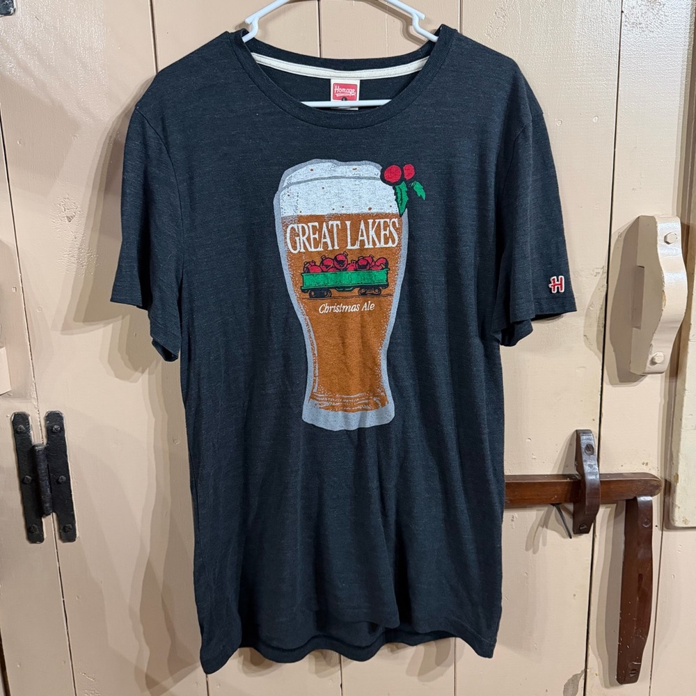 HOMAGE Cleveland Beer Christmas Tee Black T-Shirt! FAST SHIPPING!!!!!😘